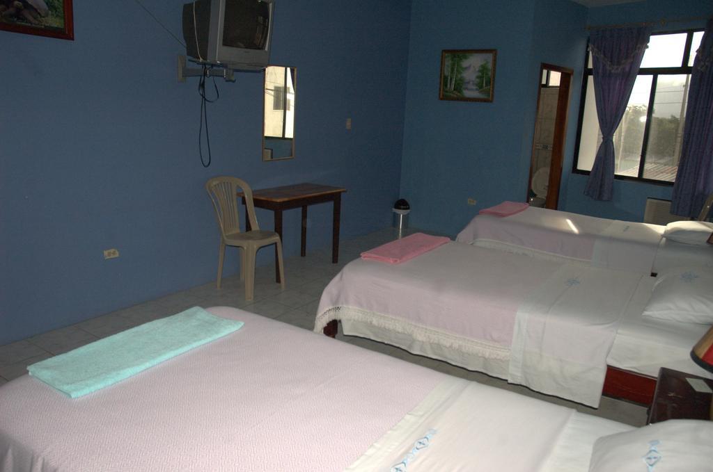 Hostal La Isla Del Descanso Пуэрто-Вильямиль Экстерьер фото